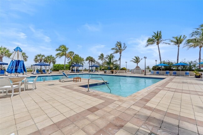 Building Photo - 2100 S Ocean Dr