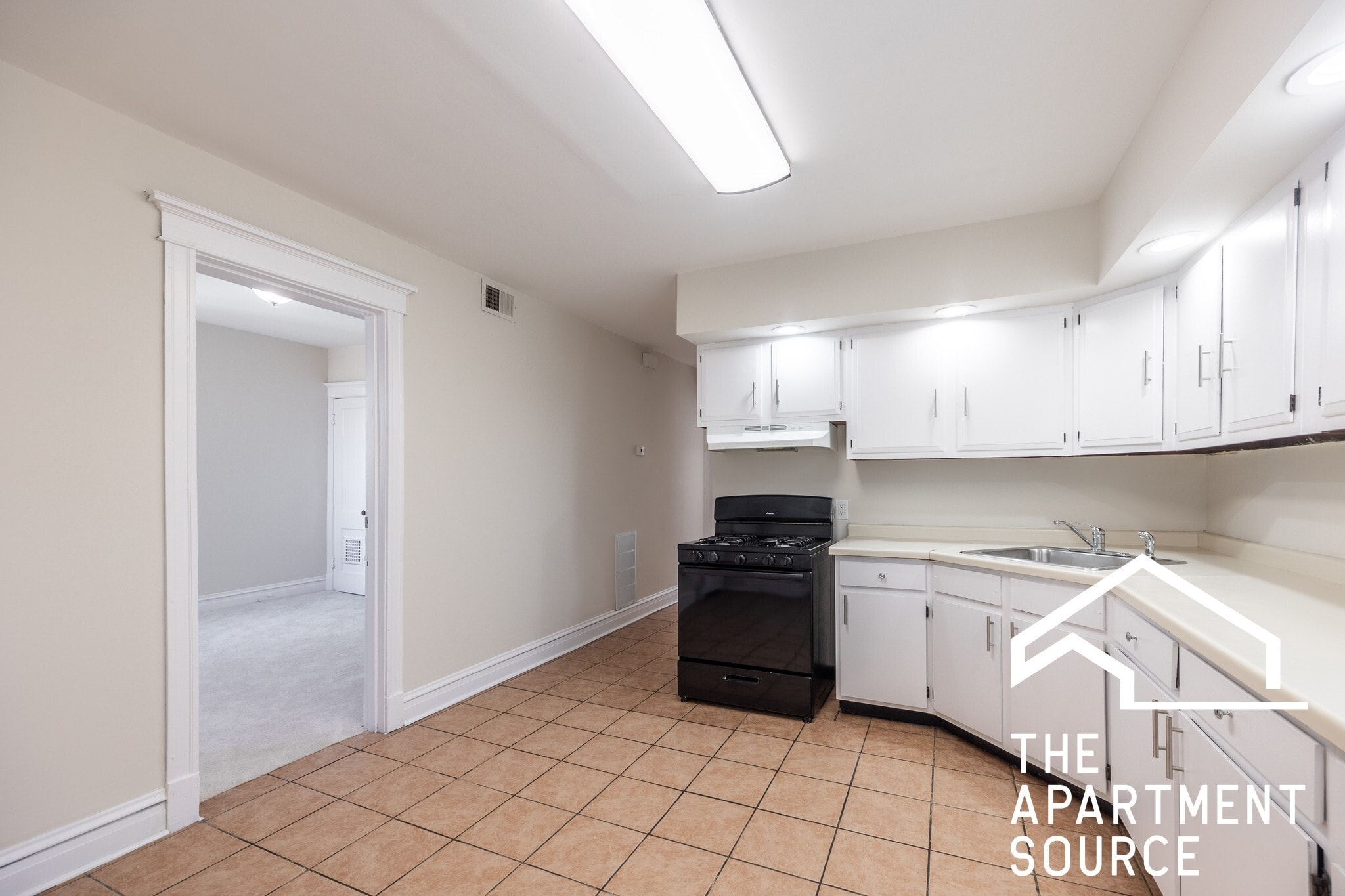Building Photo - 2110 N Avers Ave