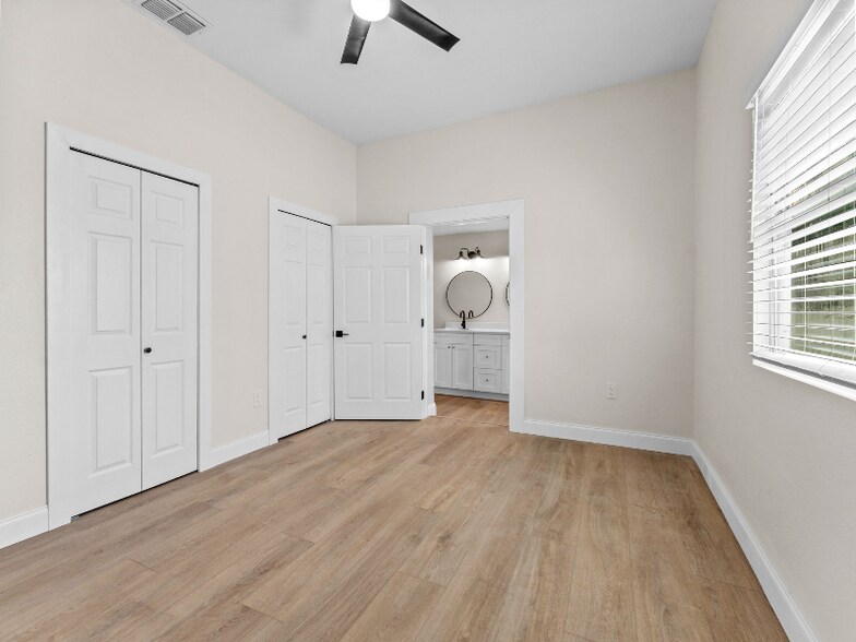 Building Photo - 2909 N 21st St