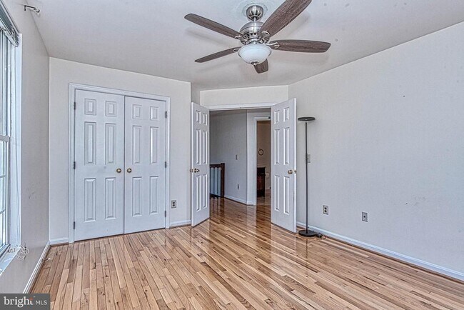 Building Photo - 9400 Van Arsdale Dr