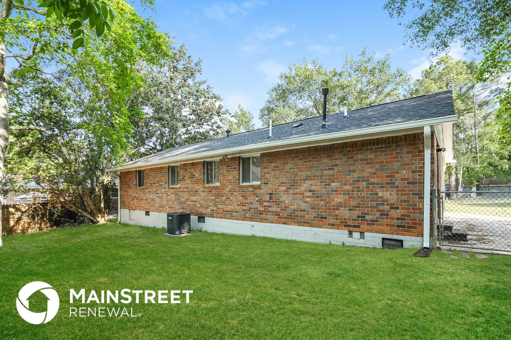 Building Photo - 1485 Bola Ct