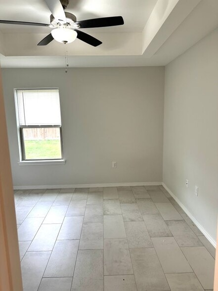Building Photo - 308 Uva Ln