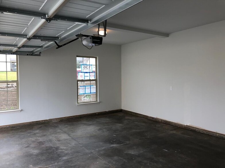 Building Photo - 3027 Gari Baldi Way