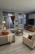 Building Photo - 1150 Vine St