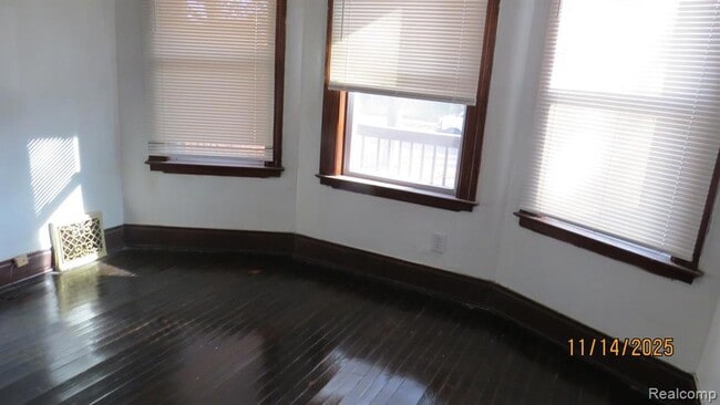 Building Photo - 112 Richton St