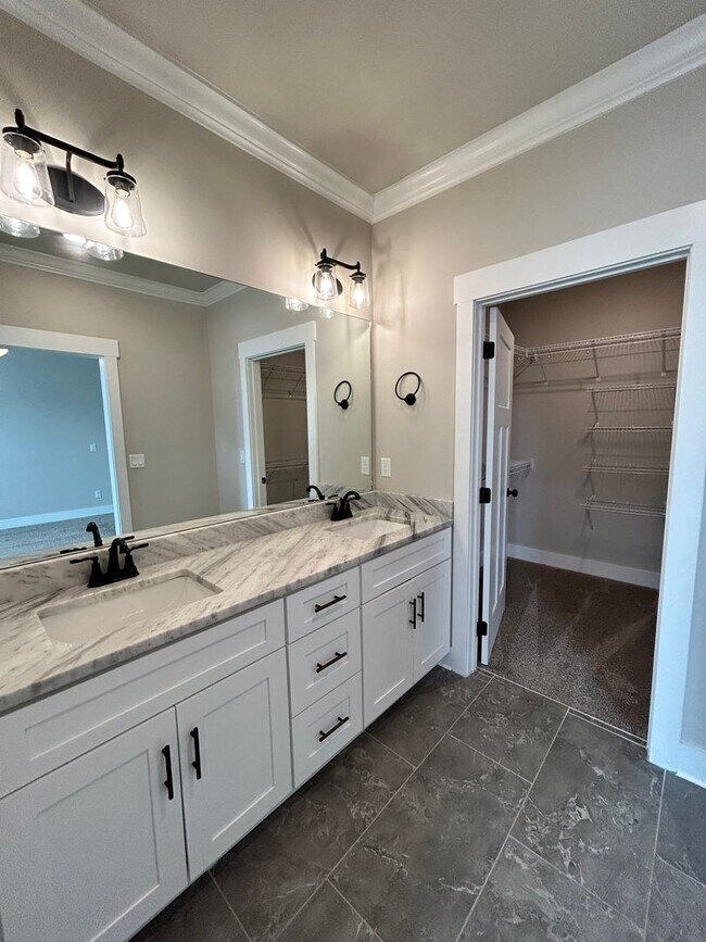 Building Photo - Beautiful New Build 4 Bed, 2.5 Bath, 2 Car Garage - Community Pool & Walking Trail!