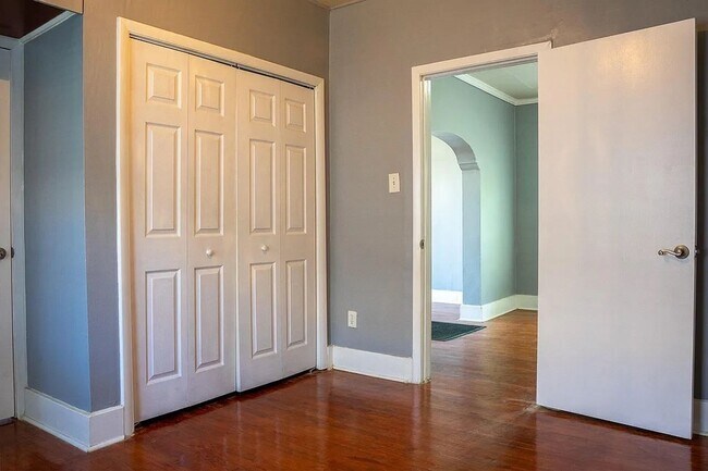 Building Photo - Charming 2-Bedroom Home Near Downtown Augusta