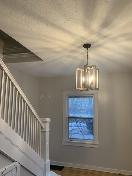 New light fixtures - 526 Fisher St