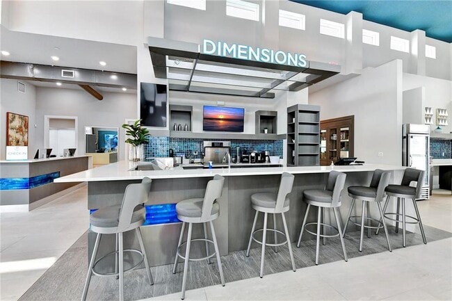 Building Photo - 7740 Sandy Ridge Dr