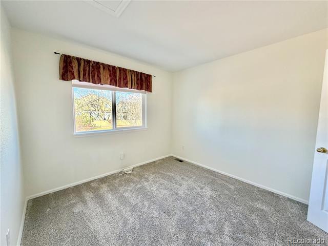 Building Photo - 17045 Hastings Ave