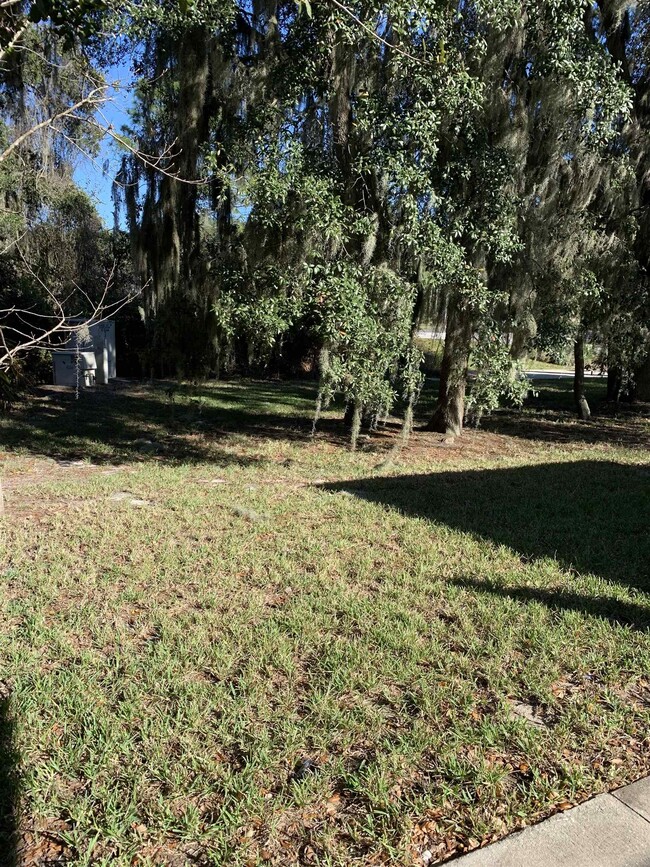 Building Photo - 100 Camden Cay Dr