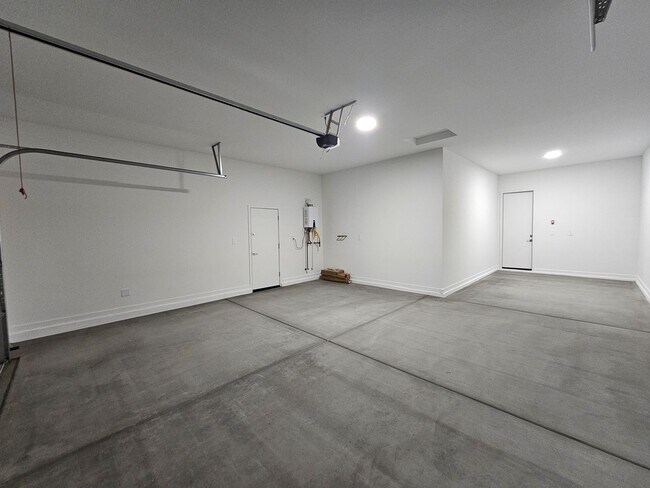 Building Photo - 17659 W College Dr