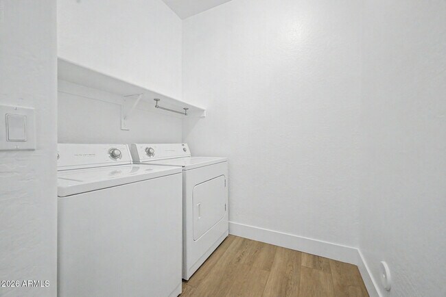 Building Photo - 17365 N Cave Creek Rd