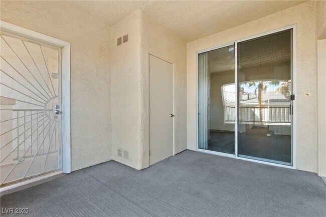 Building Photo - 7151 S Durango Dr