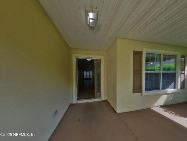 Building Photo - 495 Apple Creek Dr