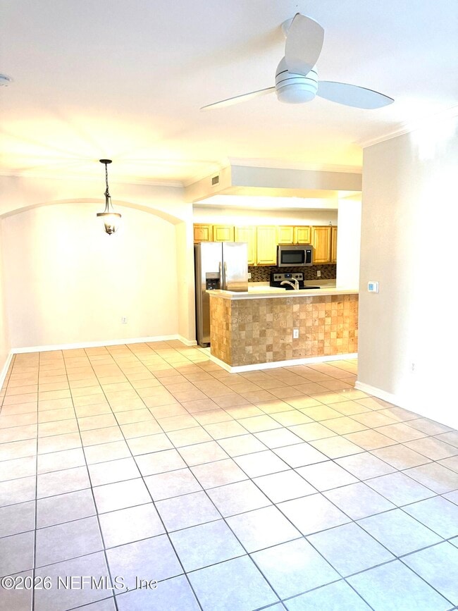 Building Photo - 10075 Gate Pkwy