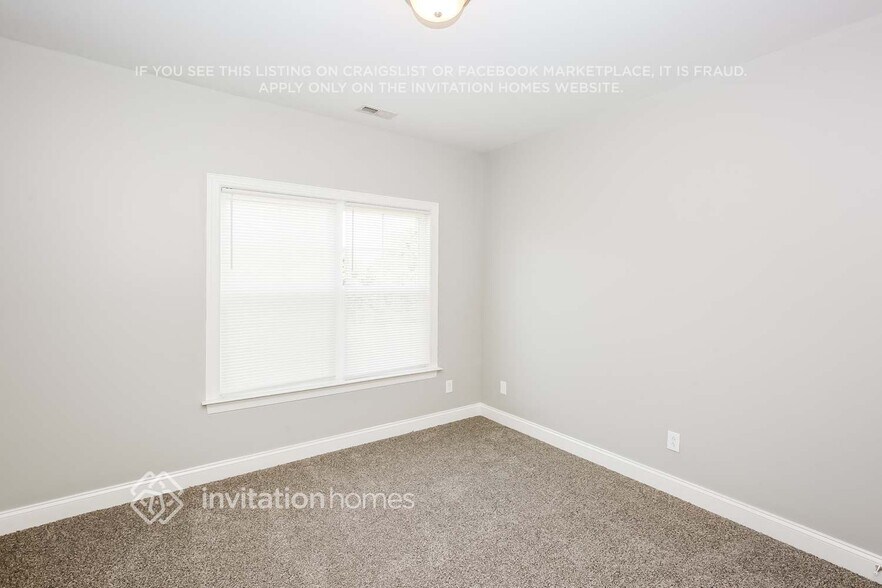 Building Photo - 3024 Connells Point Ave