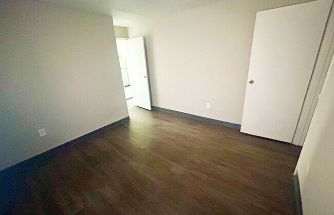 Building Photo - 331 Shiloh St