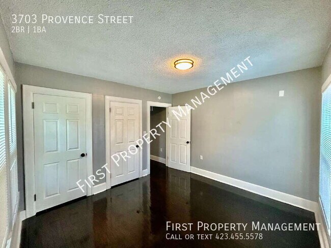Building Photo - 3703 Provence St