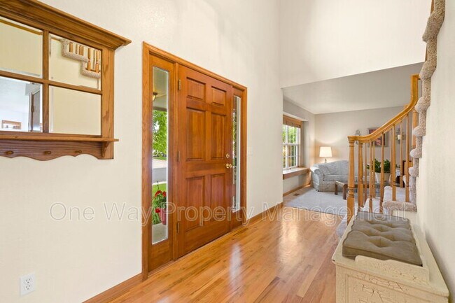 Building Photo - 508 Parkwood Dr