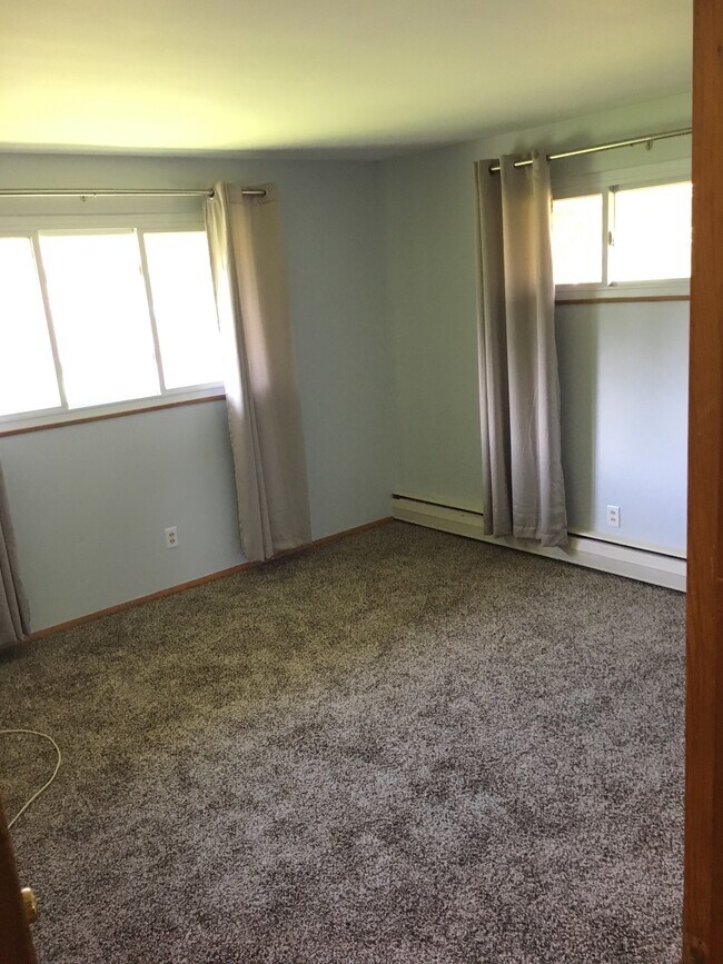 Building Photo - 2123 Dorwood Dr