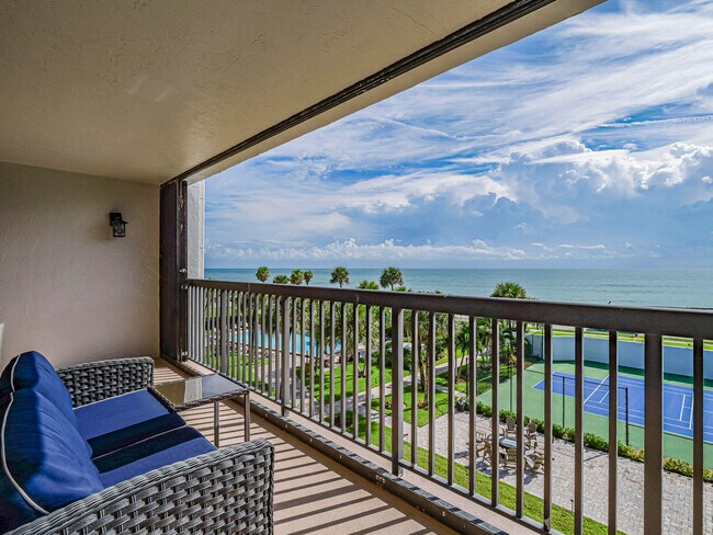 Building Photo - 4141 Ocean Dr