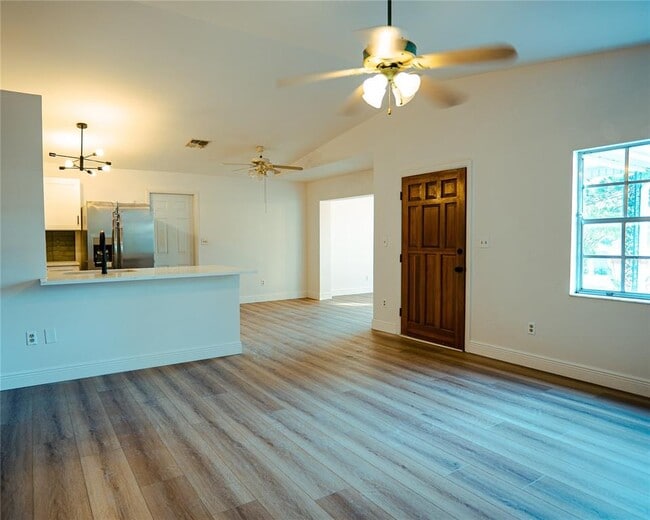 Building Photo - 1262 Jeffords St