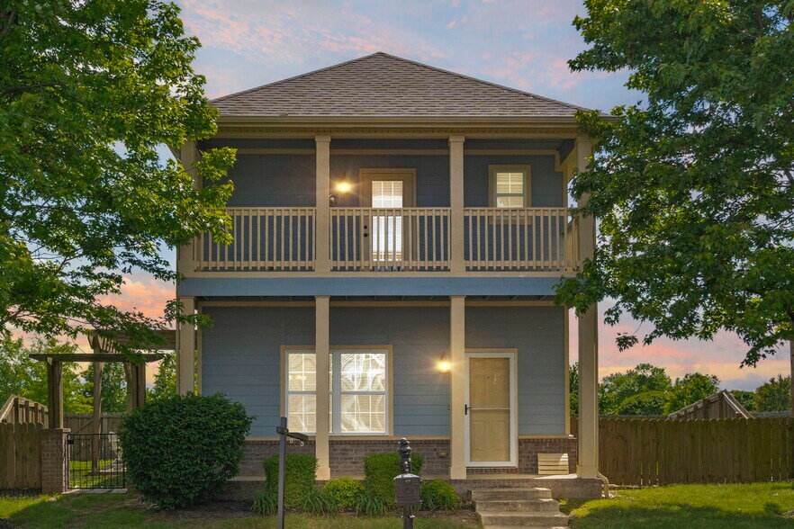 Building Photo - 4263 West Marlowe Lane