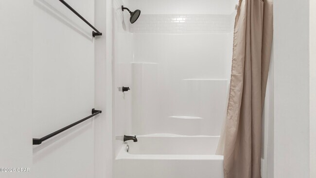 Building Photo - 1207 Buena Vista Blvd