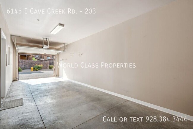 Building Photo - 6145 E Cave Creek Rd