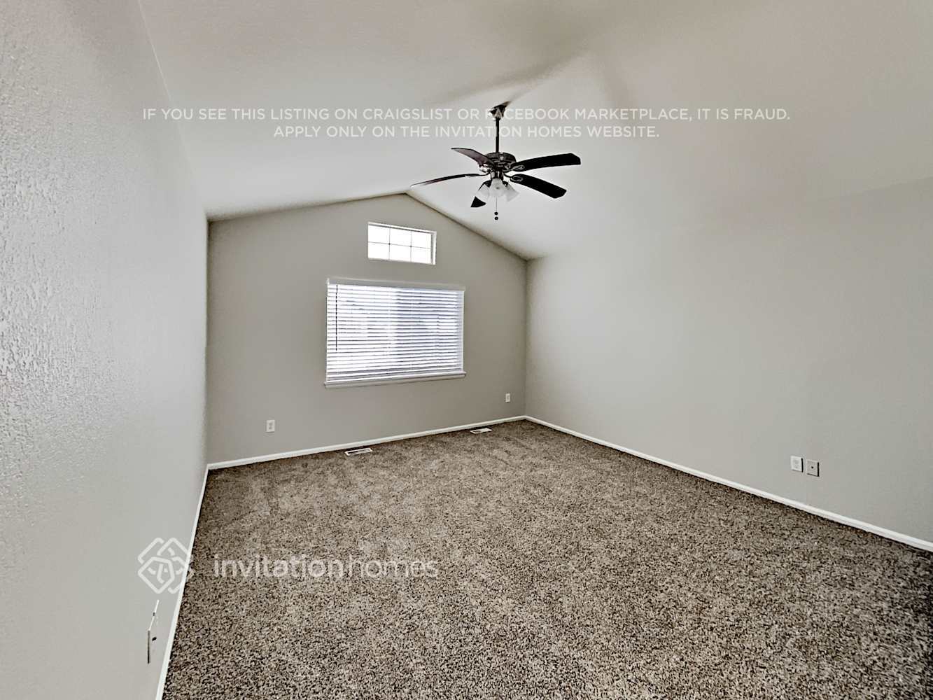 Building Photo - 3289 Blue Grass Cir