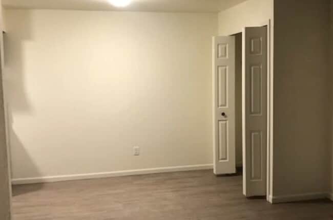 Building Photo - 424 Franklin St