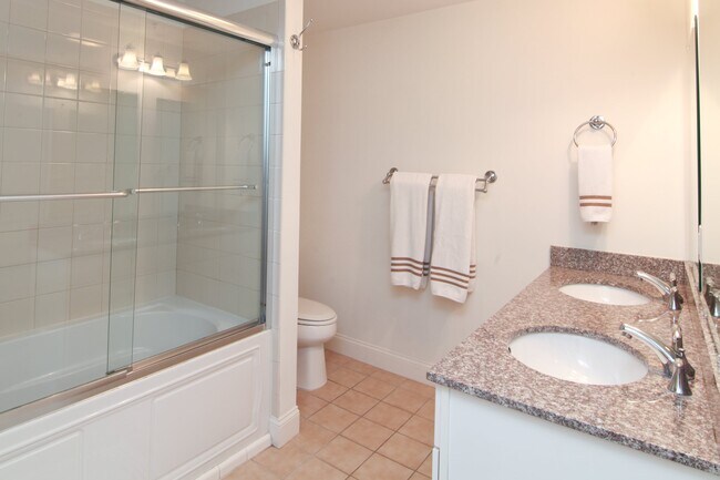 Master Bathroom - 7 Ballister Street
