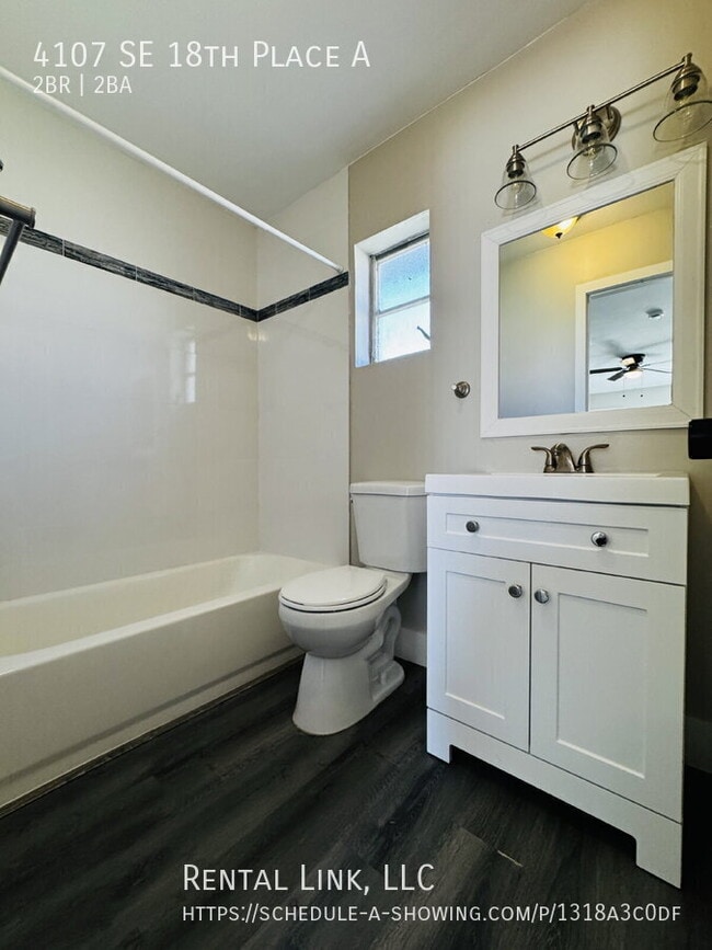 Building Photo - 4107 SE 18th Pl