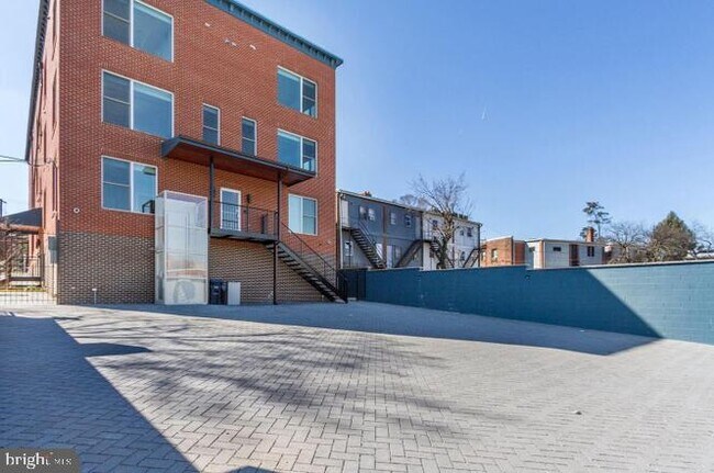 Building Photo - 37 Missouri Ave NW