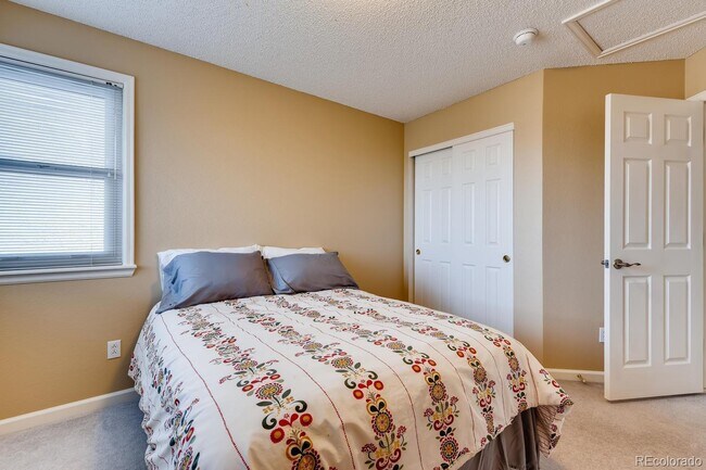 Building Photo - 5BR home in Cherry Creek Schools!