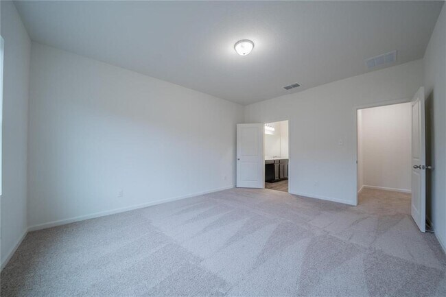 Building Photo - 401 Indian Creek