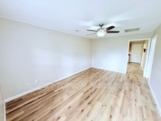 Building Photo - 410 Old Central Rd