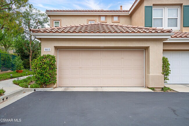Building Photo - 545 Lorabel Way