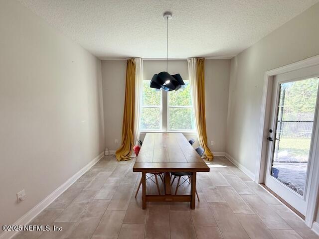 Building Photo - 676 Natureland Cir