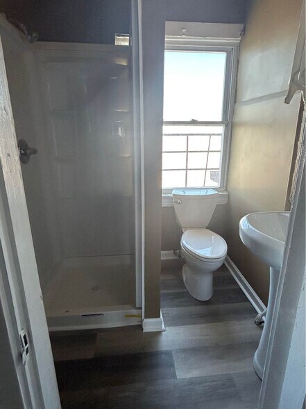 Building Photo - 3421 Trimble Ave