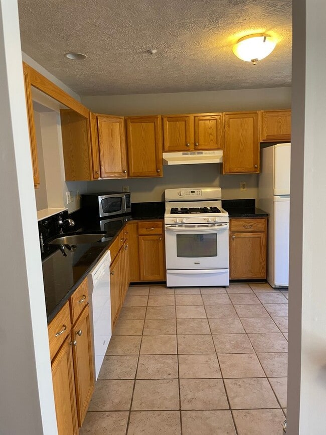 Building Photo - Townhome in Walden! Coming soon!