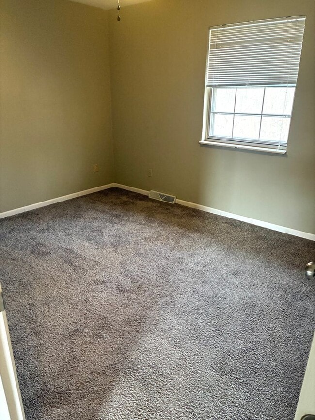 Building Photo - 3Bed/2Bath, House, Cozy Feel!