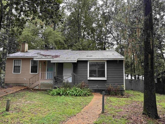 Building Photo - 211 Parkbrook Cir