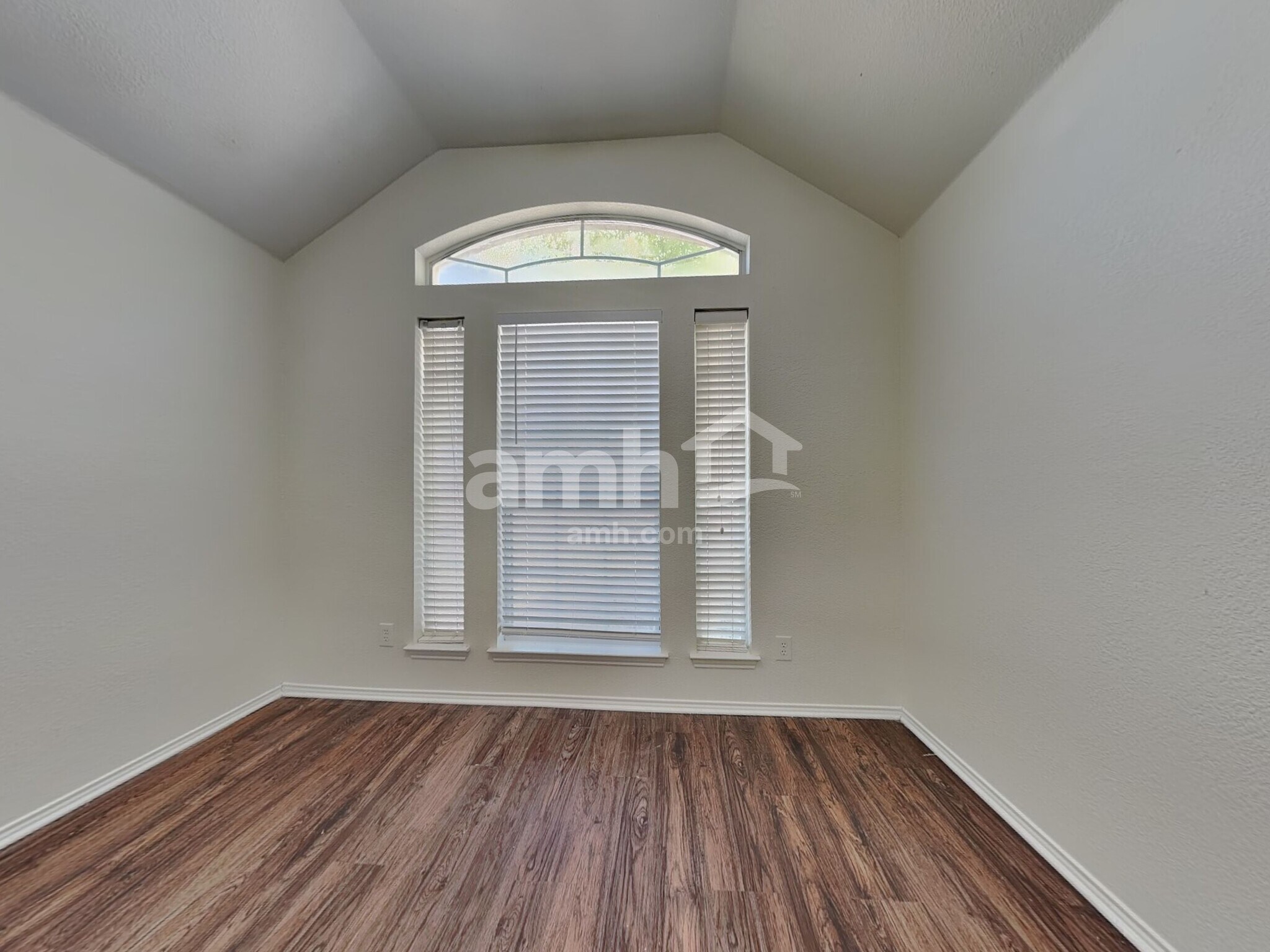 Building Photo - 1013 White Marlin Dr