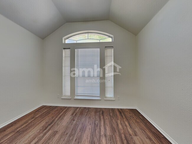 Building Photo - 1013 White Marlin Dr