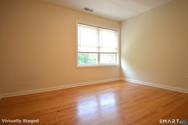 Building Photo - 173 Saybrook Rd