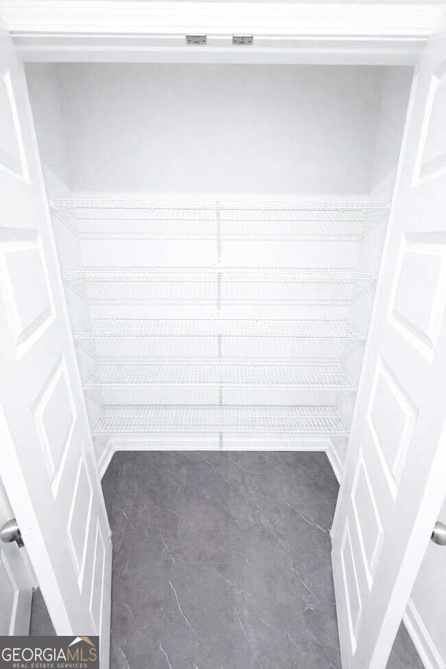 Building Photo - 214 Patriots Wy