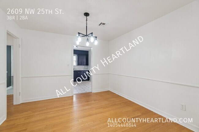 Building Photo - 2609 NW 25th St