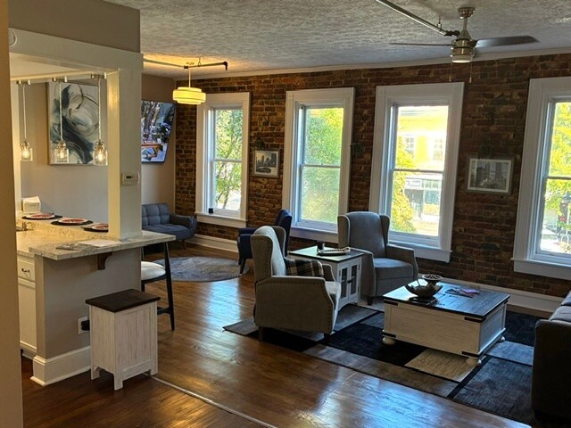 Building Photo - 145 South St